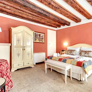 ca-riza.hotelinveneto.com/
