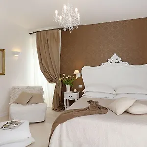 2* Guest house Daplace - Hqh Colosseo