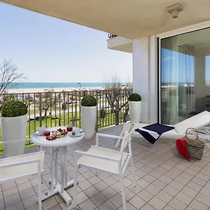 mercure-rimini-lungomare.emilia-romagnahotels.net/